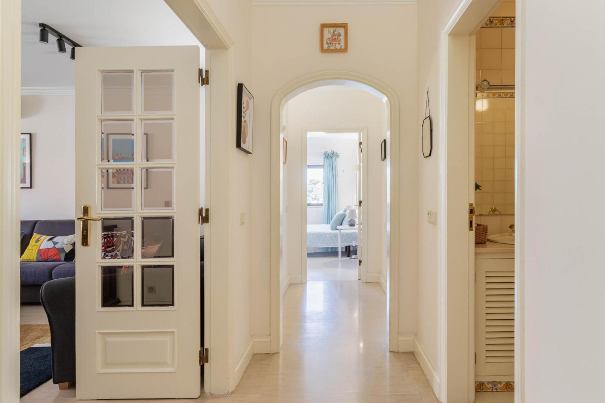 Central Cascais Apartment With Private Parking Exterior photo